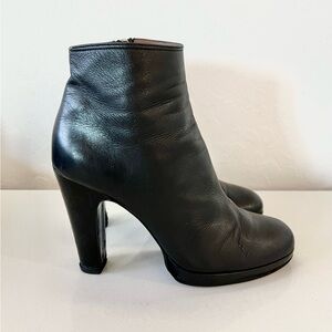 MIU MIU Ankle Boots Italian Leather Boots Size 7.5